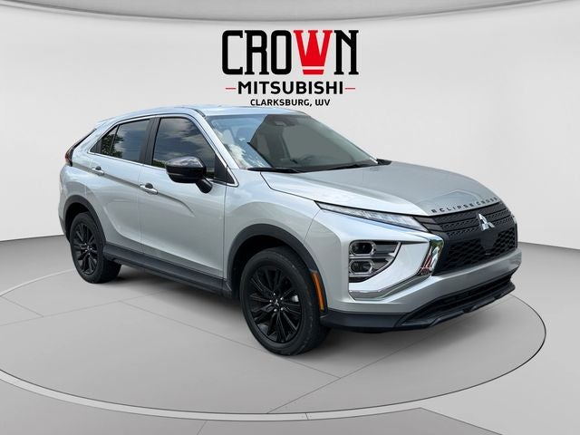 2023 Mitsubishi Eclipse Cross Base in Silver Alloy — front three-quarter view
