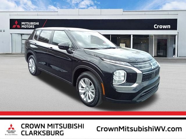 2026 Mitsubishi Outlander ES in Labrador Black Pearl — front three-quarter view