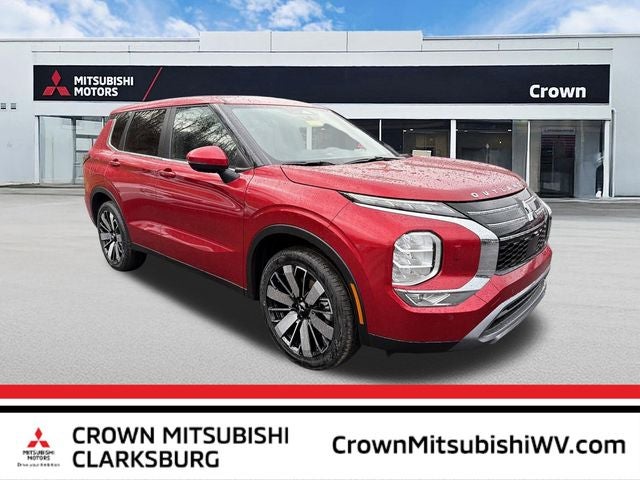 2026 Mitsubishi Outlander SE in Red Diamond — front three-quarter view